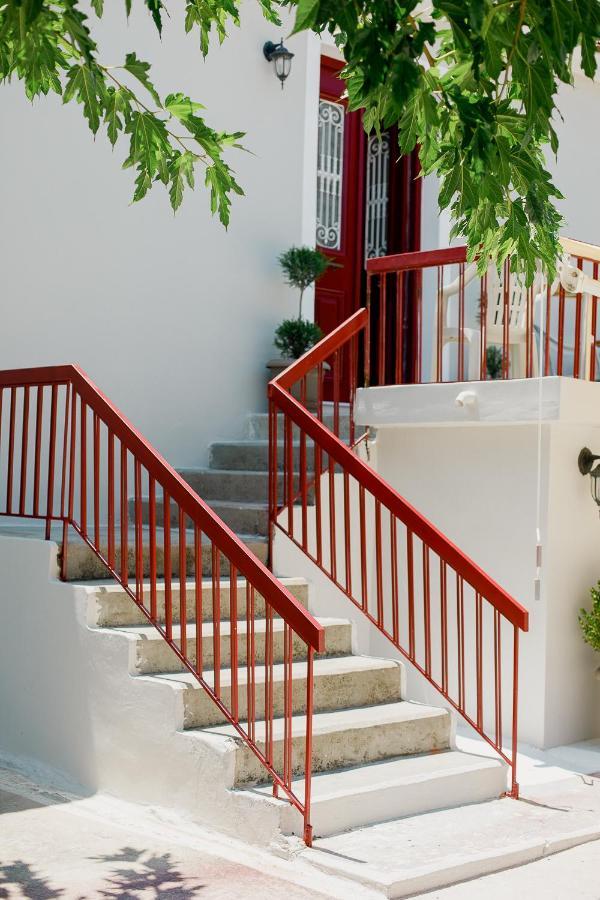 Yard Rooms Corinth Εξωτερικό φωτογραφία