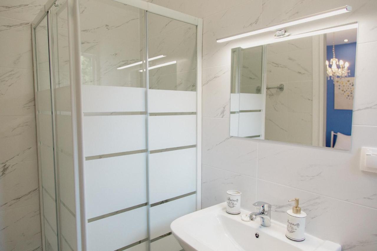 Yard Rooms Corinth Εξωτερικό φωτογραφία