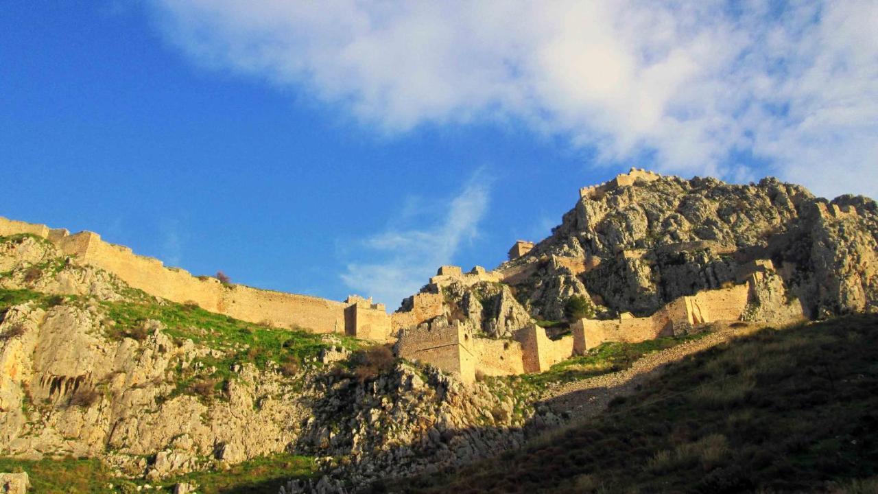 Yard Rooms Corinth Εξωτερικό φωτογραφία